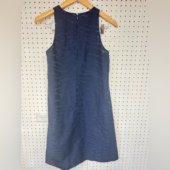 Vince Fil Coupe Sleeveless Shift  Navy Dress - Picture 5 of 6